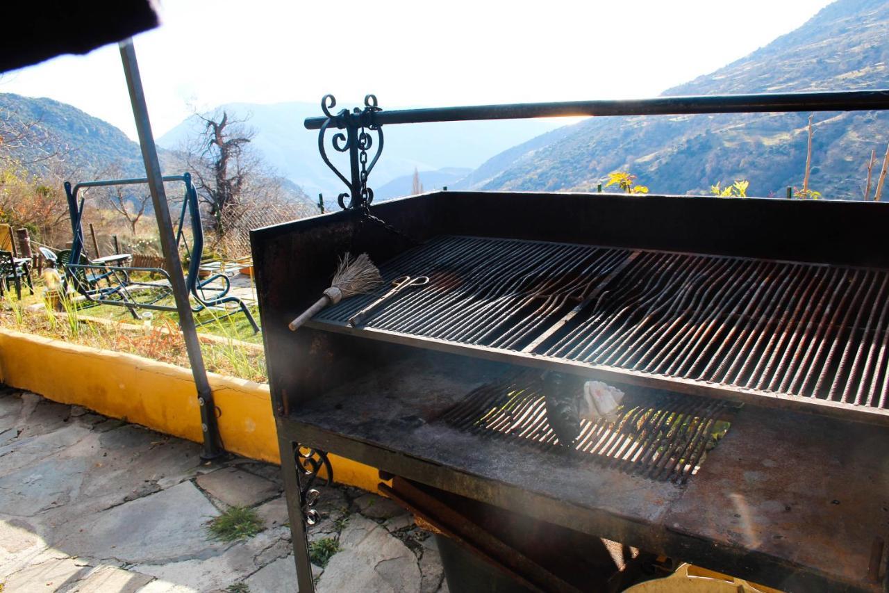 "Casa Ibero" Bubion, Alojamiento Turistico Rural エクステリア 写真